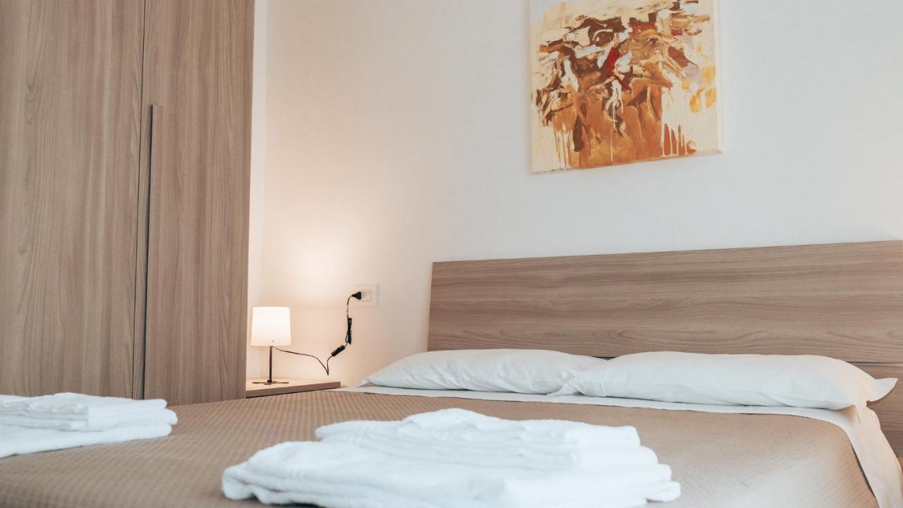Guesthouse Aschenez Ρέτζιο ντι Καλάμπρια Εξωτερικό φωτογραφία